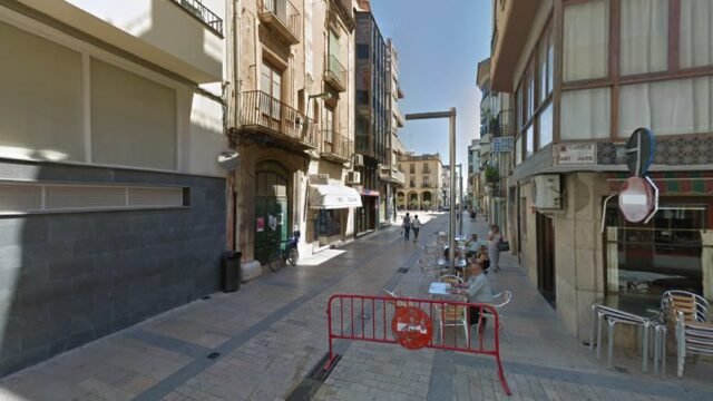 thumbnail-5911.jpg