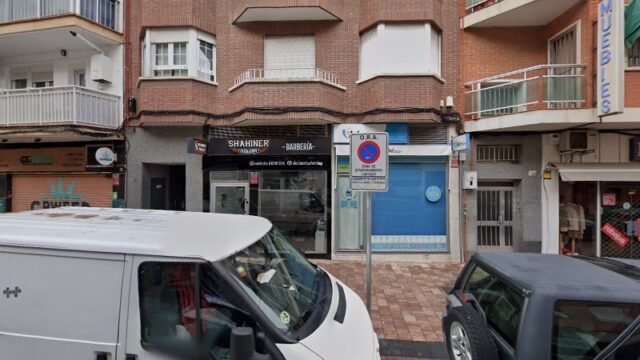 thumbnail-898.jpg