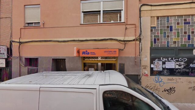 thumbnail-929.jpg