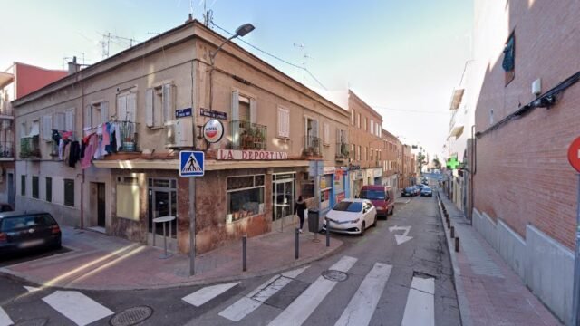 thumbnail-930.jpg