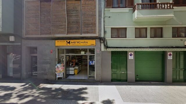 thumbnail-1437.jpg