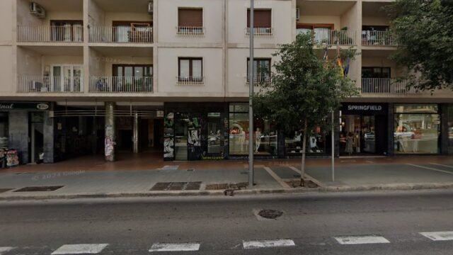 thumbnail-1579.jpg