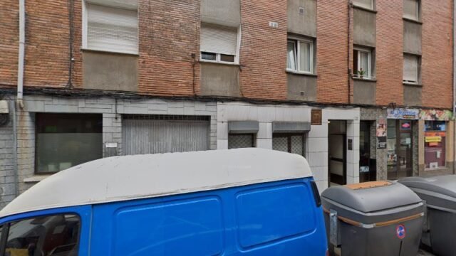 thumbnail-2173.jpg