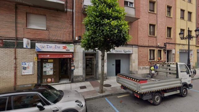 thumbnail-2209.jpg