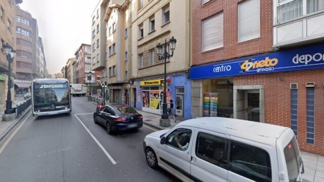 thumbnail-2214.jpg
