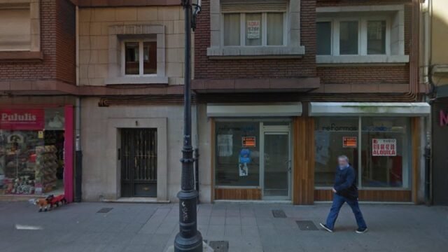 thumbnail-2217.jpg