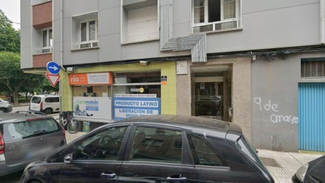 thumbnail-2219.jpg