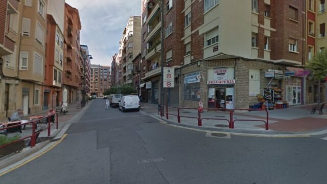 thumbnail-2322.jpg