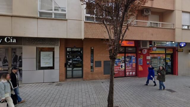 thumbnail-2553.jpg