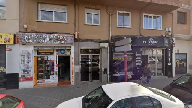 thumbnail-2555-1.jpg