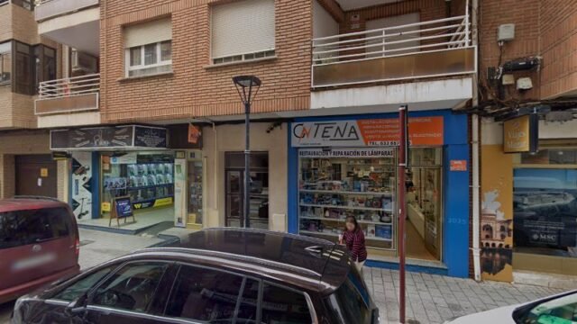 thumbnail-2556.jpg