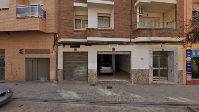 thumbnail-2557.jpg