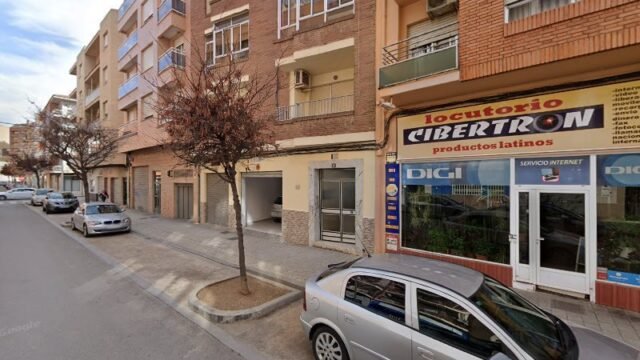 thumbnail-2575.jpg
